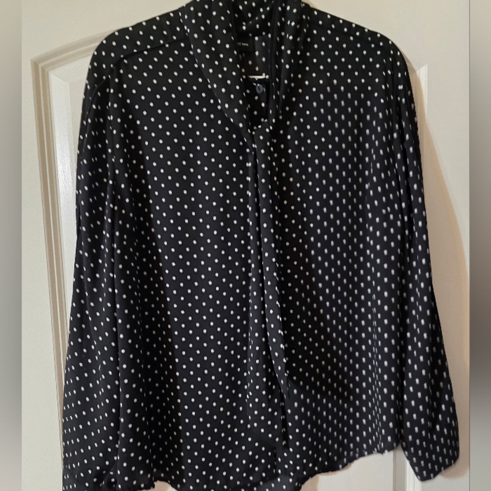 Who What Wear Black and White Polka Dot Blouse